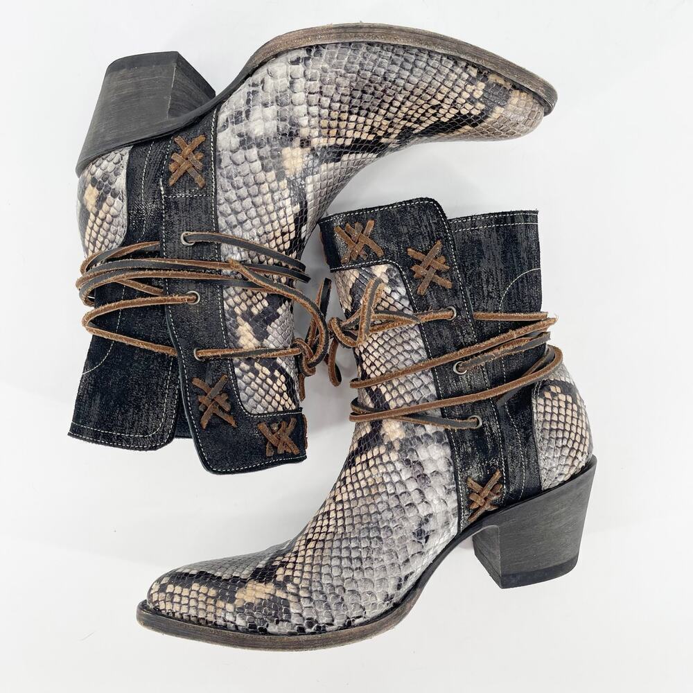 Old Gringo Yippee Ki Yay Brown Black Evant Snakeskin Western Cowgirl Bootie sz 7 - Picture 4 of 10